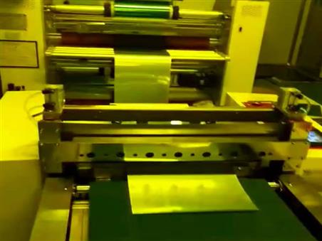 志圣全智能：全自动压膜机提高了pcb的绝缘腐蚀性